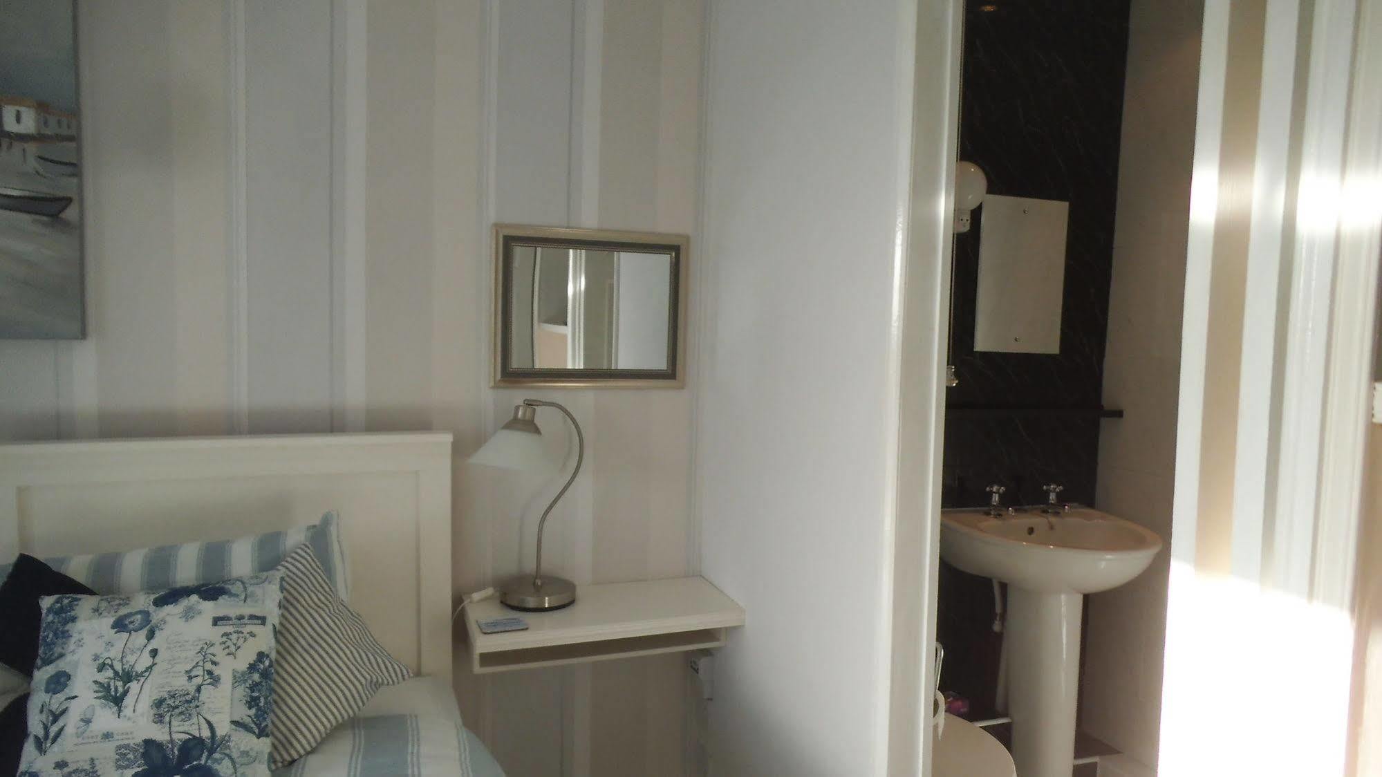 Chyheira Bed & Breakfast Ruan Minor Dış mekan fotoğraf